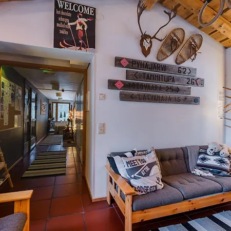 Lodge 67°n Lapland Akaslompolo